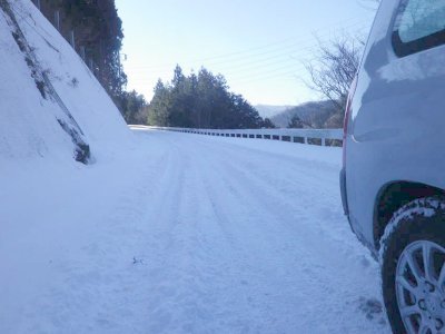 snow_tire01.jpg